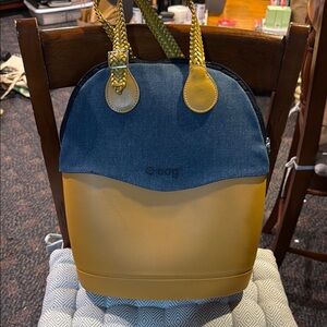 Two-Tone Yellow and Blue Women's O Bag. Brand new.